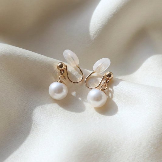 Naomi Drop Pearl Earrings - Clip On