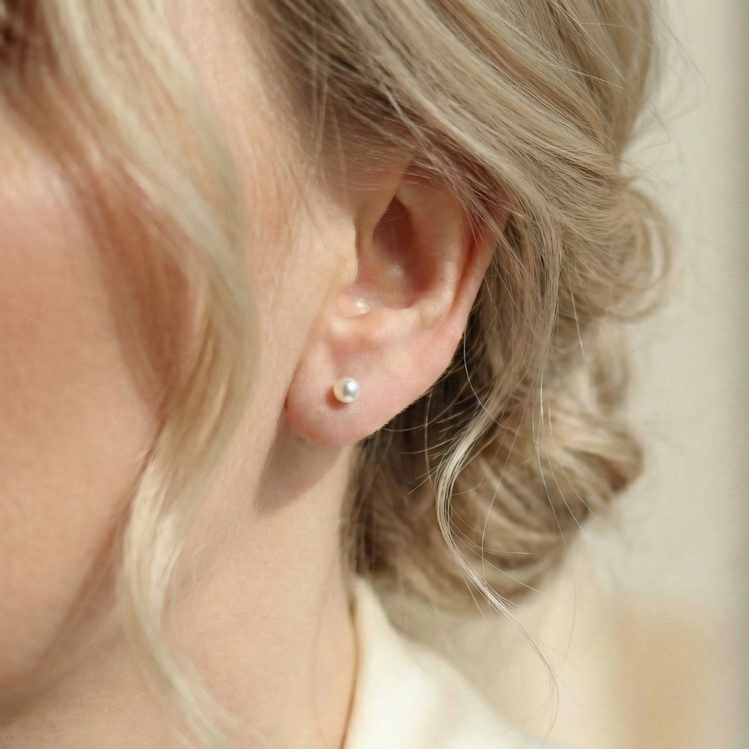 Mimi X-Small (3 mm) Pearl Stud Earrings